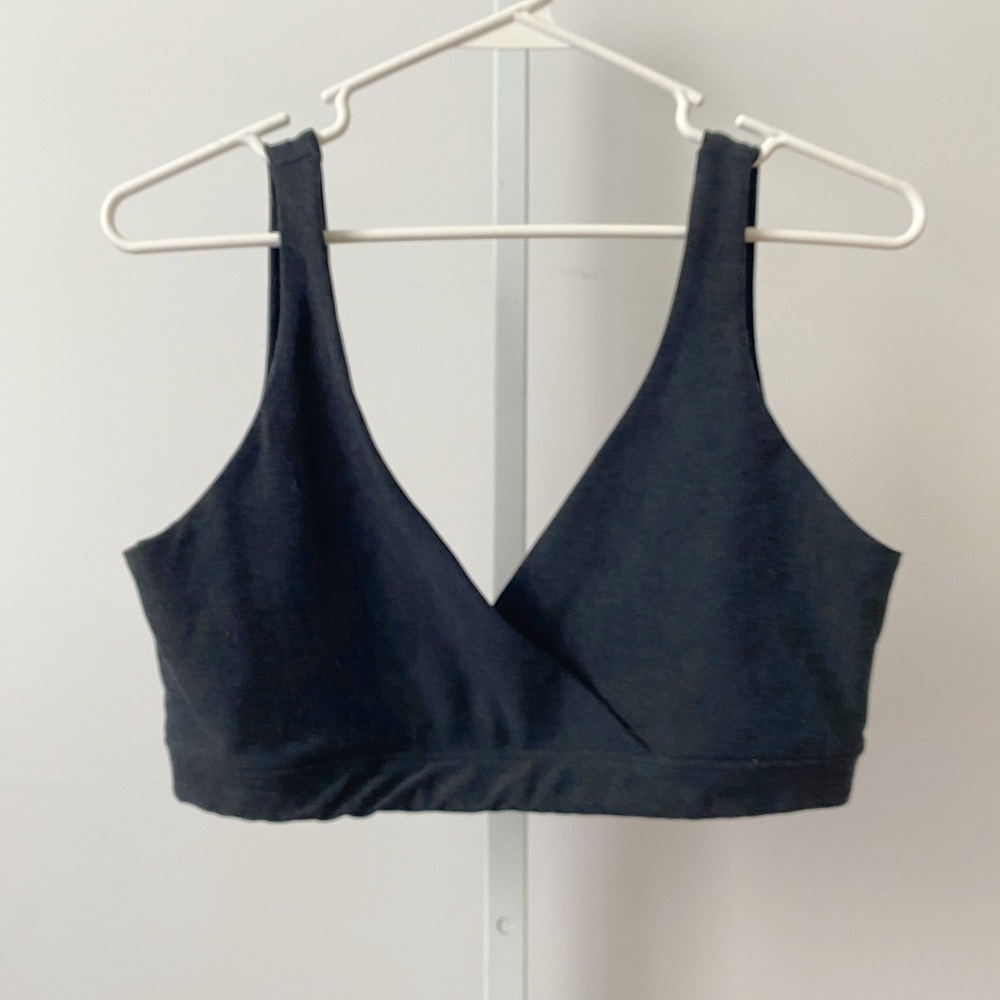 Beyond Yoga Large Black Spacedye Slim Racerback Bralette Surplice‎ Yoga Bra